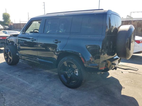 2026 LAND ROVER DEFENDER