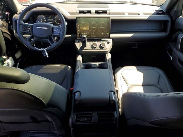 2026 LAND ROVER DEFENDER