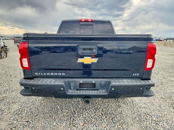 2017 CHEVROLET SILVERADO LTZ