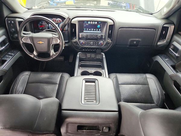 2017 CHEVROLET SILVERADO LTZ