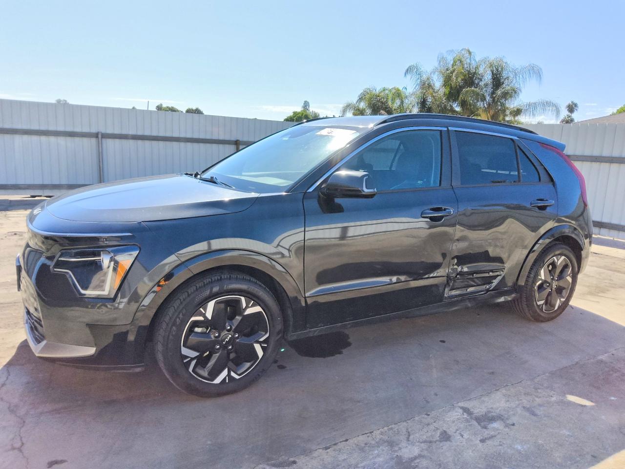 2023 KIA NIRO Wind