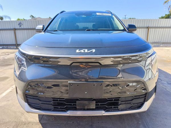 2023 KIA NIRO Wind