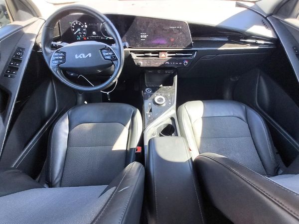 2023 KIA NIRO Wind