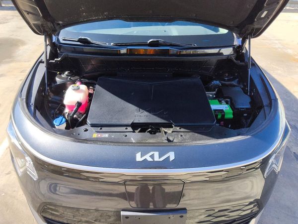 2023 KIA NIRO Wind