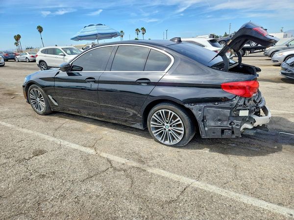 2019 BMW 530