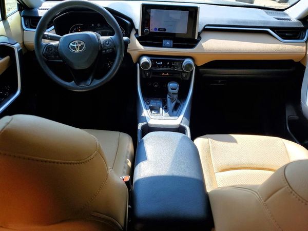 2025 TOYOTA RAV4