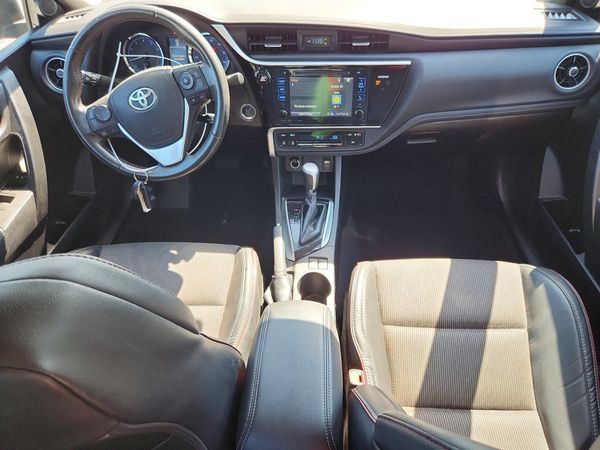 2017 TOYOTA COROLLA