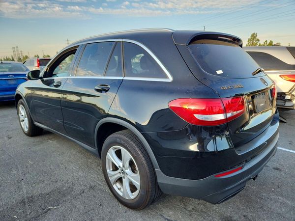 2017 MERCEDES-BENZ GLC-CLASS GLC300 — DSRA