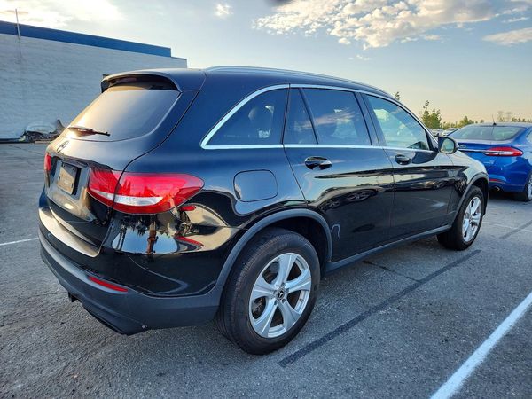 2017 MERCEDES-BENZ GLC-CLASS GLC300 — PSRA