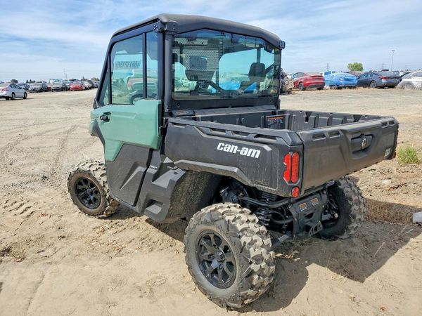 2026 CAN-AM DEFENDER