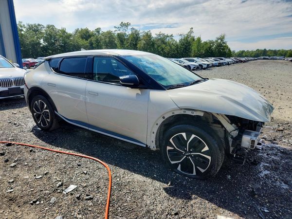 2023 KIA EV6 Light, Wind