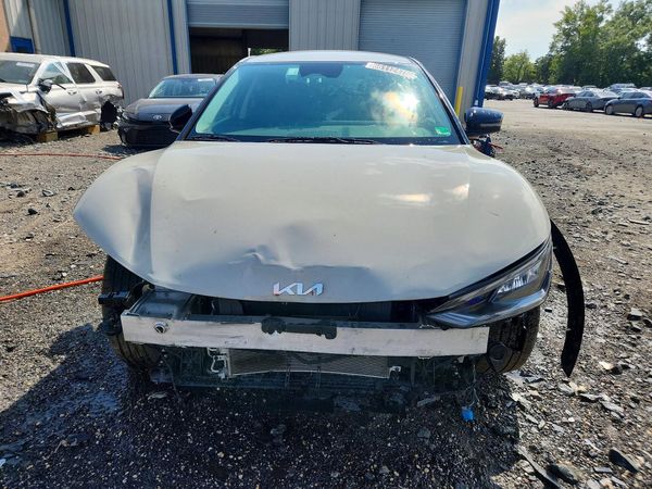 2023 KIA EV6 Light, Wind