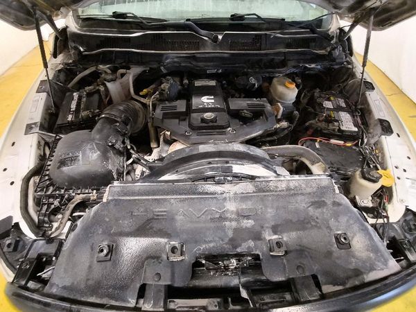 2018 RAM 2500 ST — Engine bay