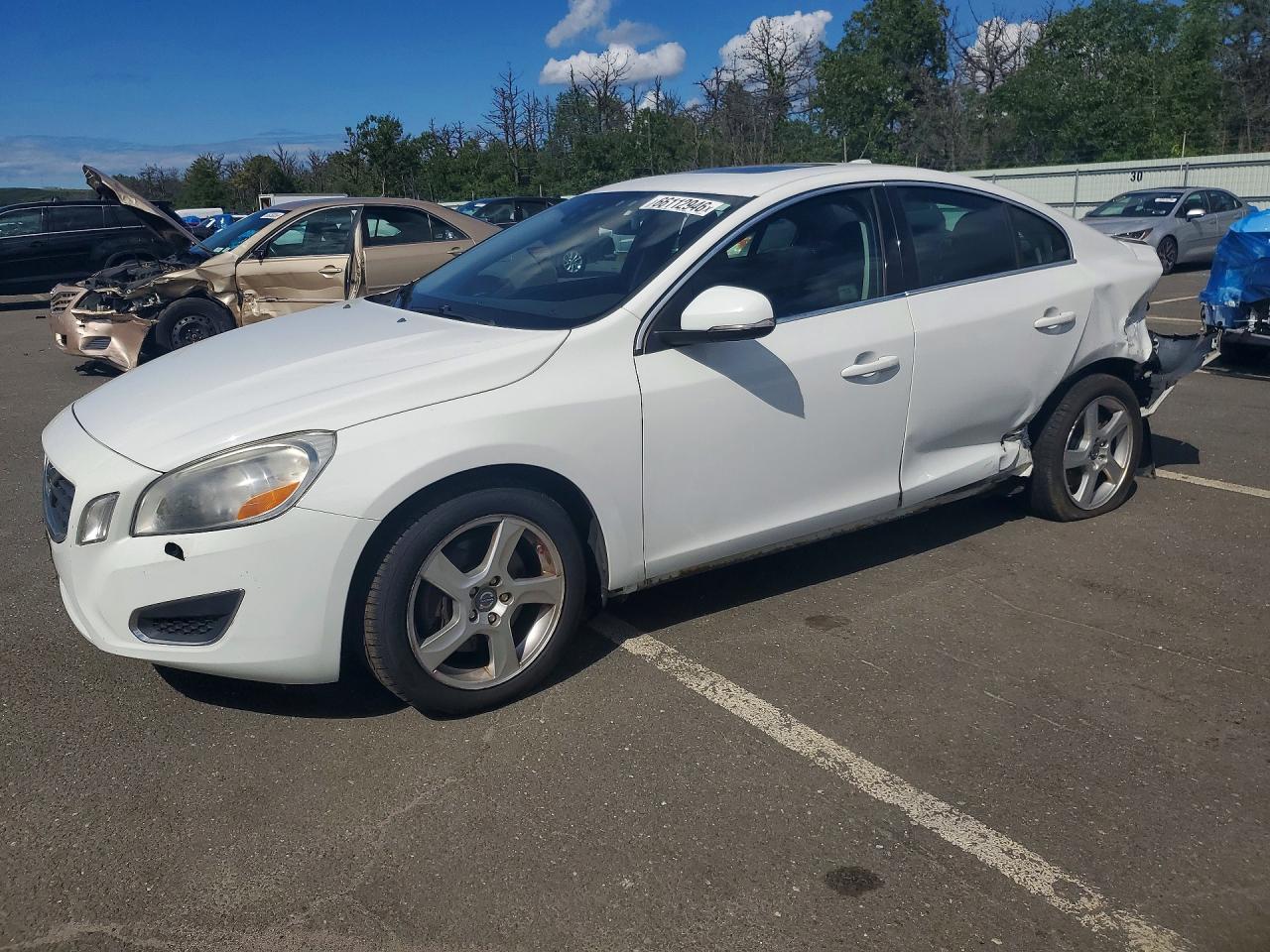 2012 VOLVO S60