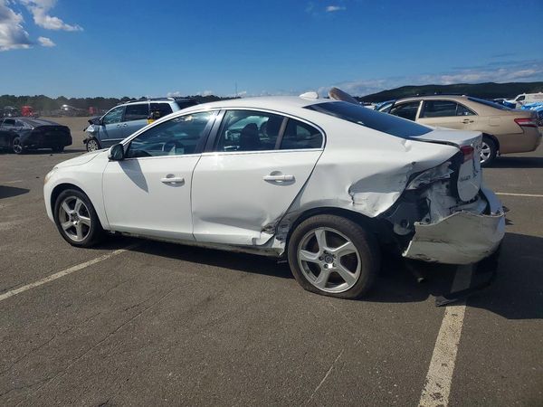 2012 VOLVO S60