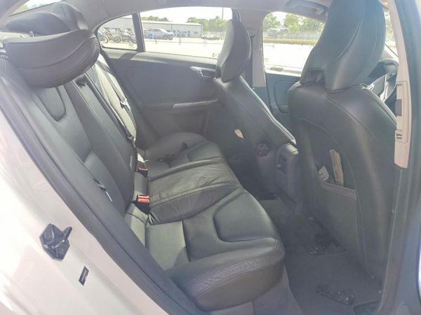 2012 VOLVO S60