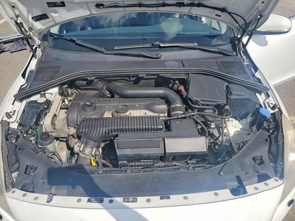 2012 VOLVO S60