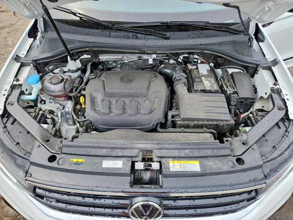 2024 VOLKSWAGEN TIGUAN 4Motion SE R-Line Black