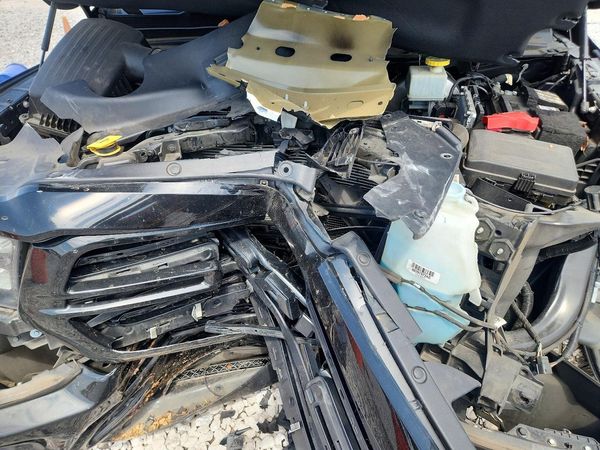 2021 RAM 1500 Big Horn, Lonestar — Engine bay