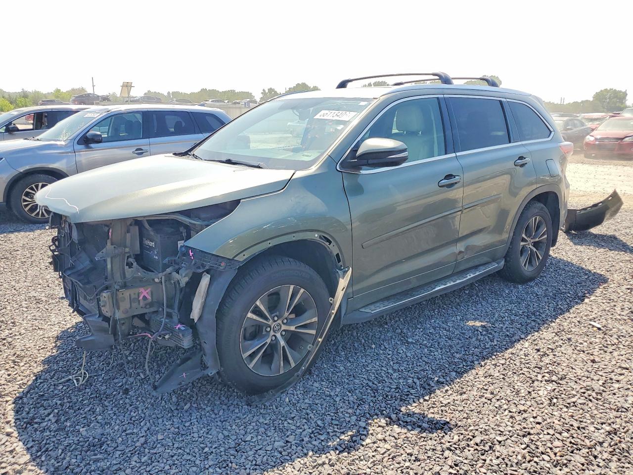 2016 TOYOTA HIGHLANDER