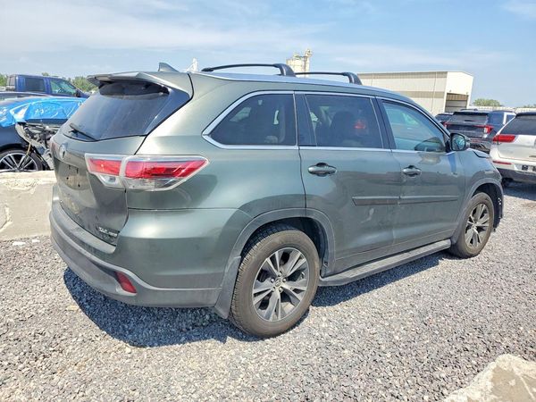 2016 TOYOTA HIGHLANDER