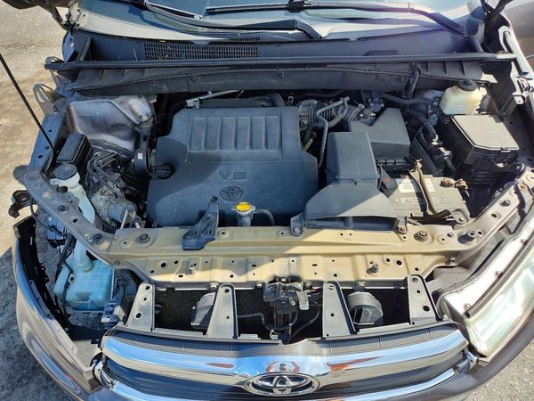 2015 TOYOTA HIGHLANDER