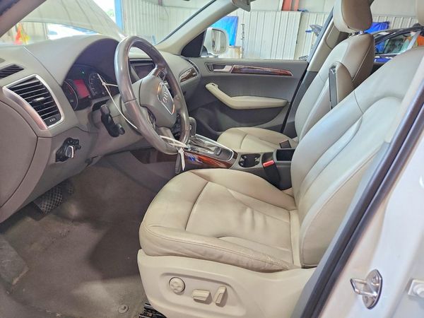 2012 AUDI Q5