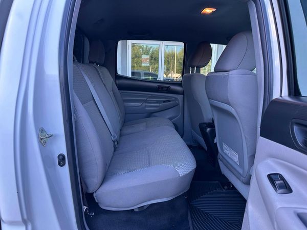 2015 TOYOTA TACOMA Delux Grade