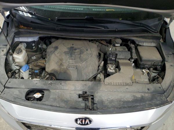 2021 KIA SEDONA LX, EX