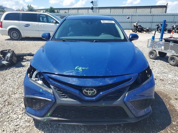 2023 TOYOTA CAMRY