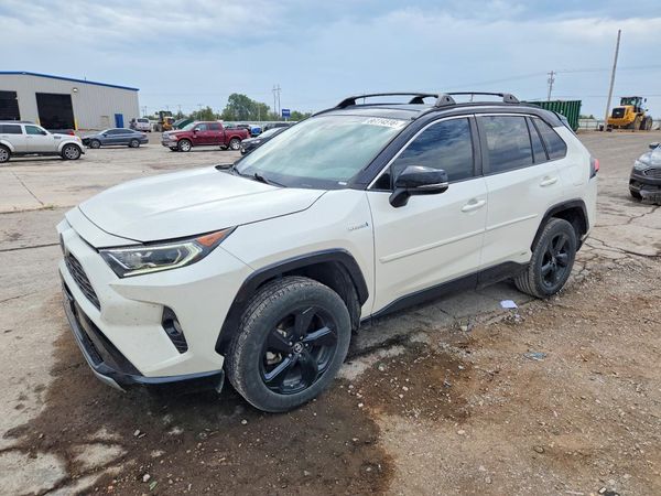 2019 TOYOTA RAV4 XSE HV 4WD