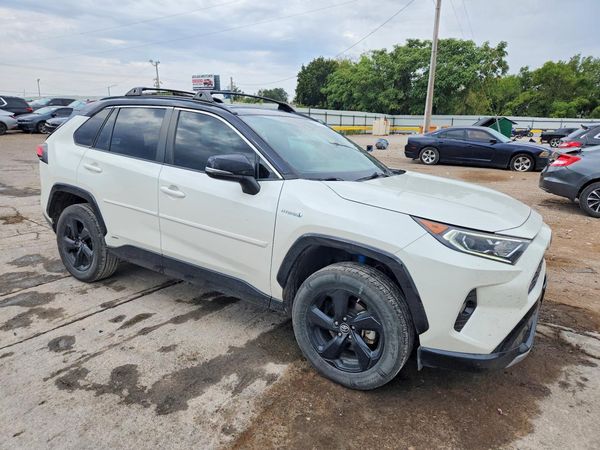 2019 TOYOTA RAV4 XSE HV 4WD
