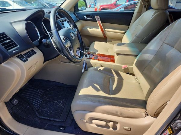 2013 TOYOTA HIGHLANDER Base/Hybrid