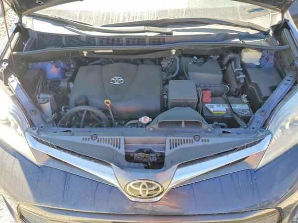 2018 TOYOTA SIENNA
