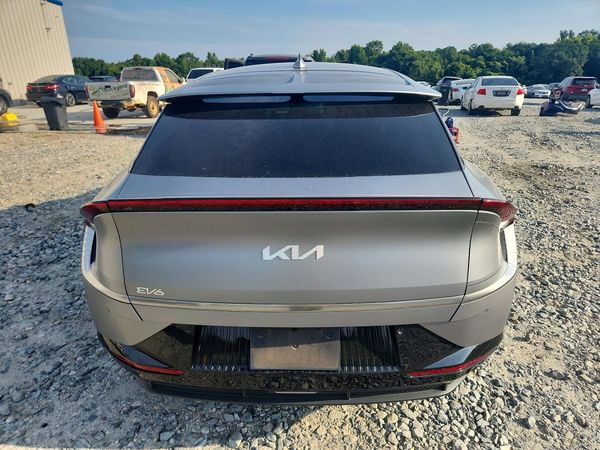2022 KIA EV6