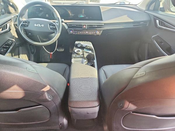 2022 KIA EV6