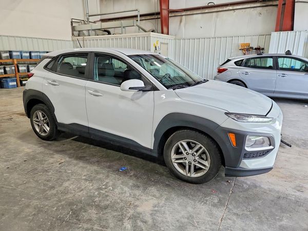 2021 HYUNDAI KONA SE