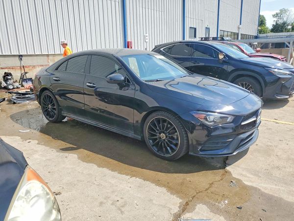2022 MERCEDES-BENZ CLA CLA250-4M — Passenger 3/4