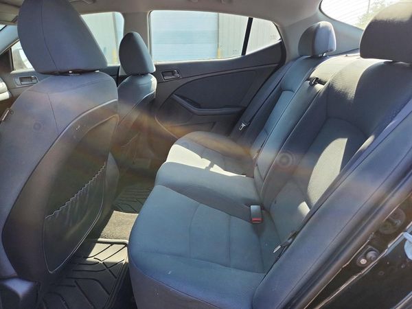 2015 KIA OPTIMA GL - Middle-low