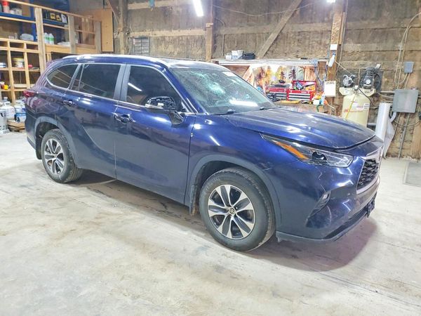 2024 TOYOTA HIGHLANDER