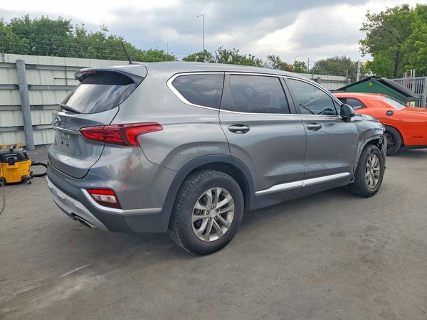 2019 HYUNDAI SANTA FE SE