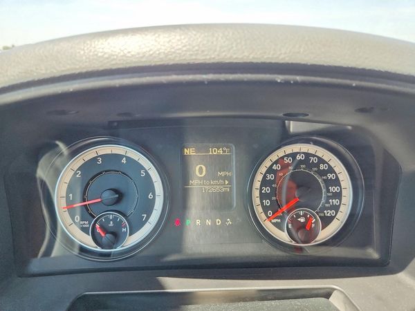 2017 RAM 1500 ST CREW CAB 4X4