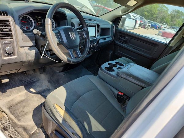 2016 RAM 1500 ST QUAD CAB 4X4
