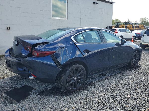 2022 MAZDA 3