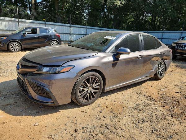 2022 TOYOTA CAMRY