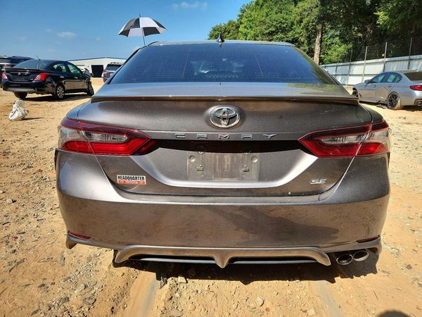 2022 TOYOTA CAMRY