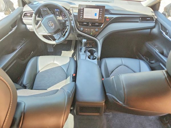 2022 TOYOTA CAMRY