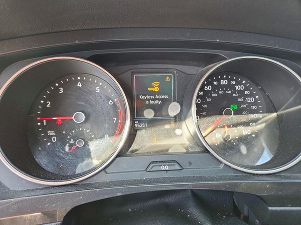 2018 VOLKSWAGEN TIGUAN SE, 4Motion SEL