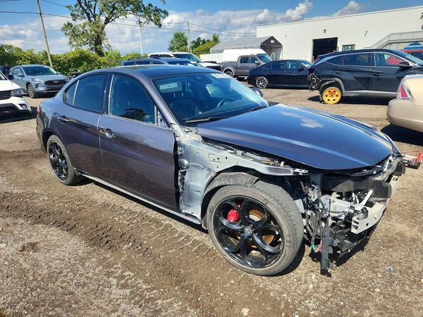 2017 ALFA ROMEO GIULIA TI AWD