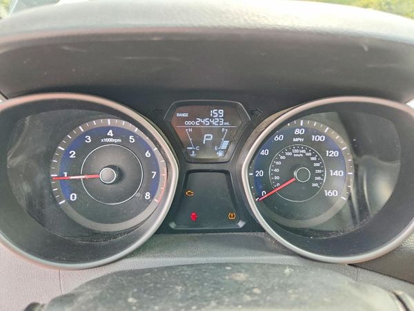 2013 HYUNDAI ELANTRA — ODOM
